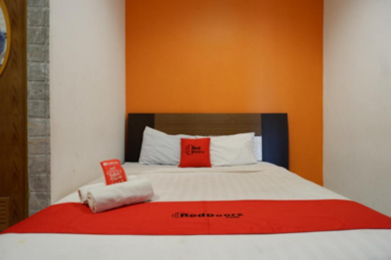Oyo 1251 Residence 8 Semarang Zewnętrze zdjęcie