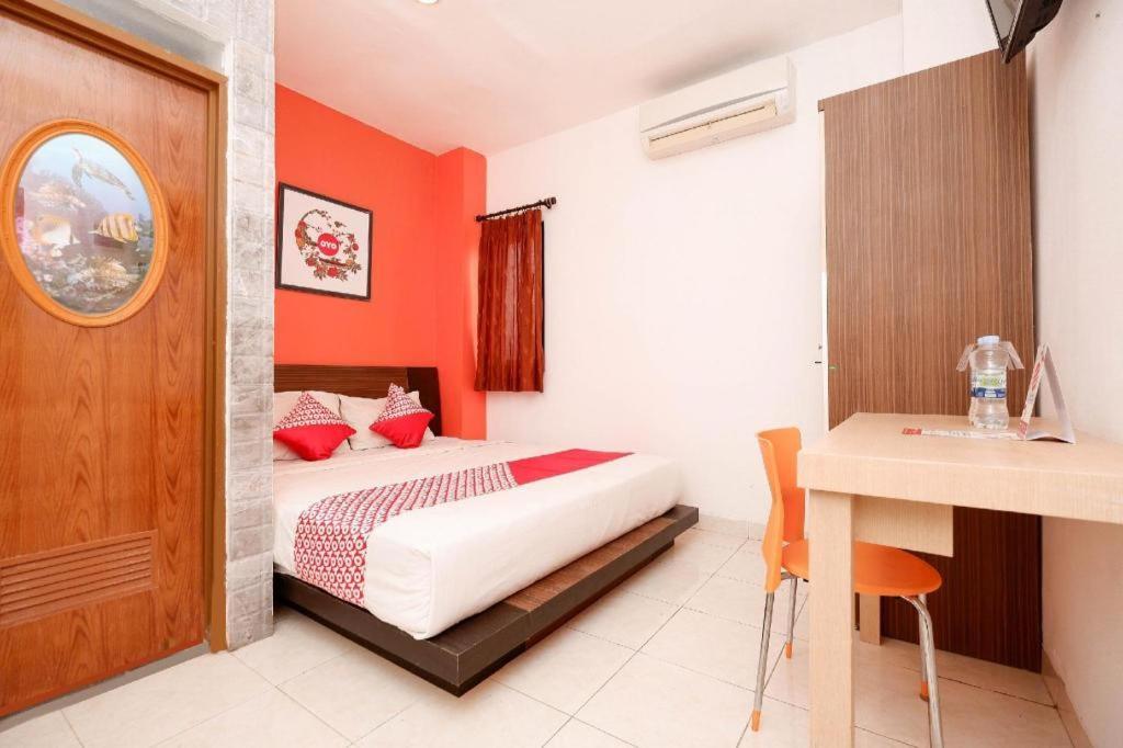 Oyo 1251 Residence 8 Semarang Zewnętrze zdjęcie